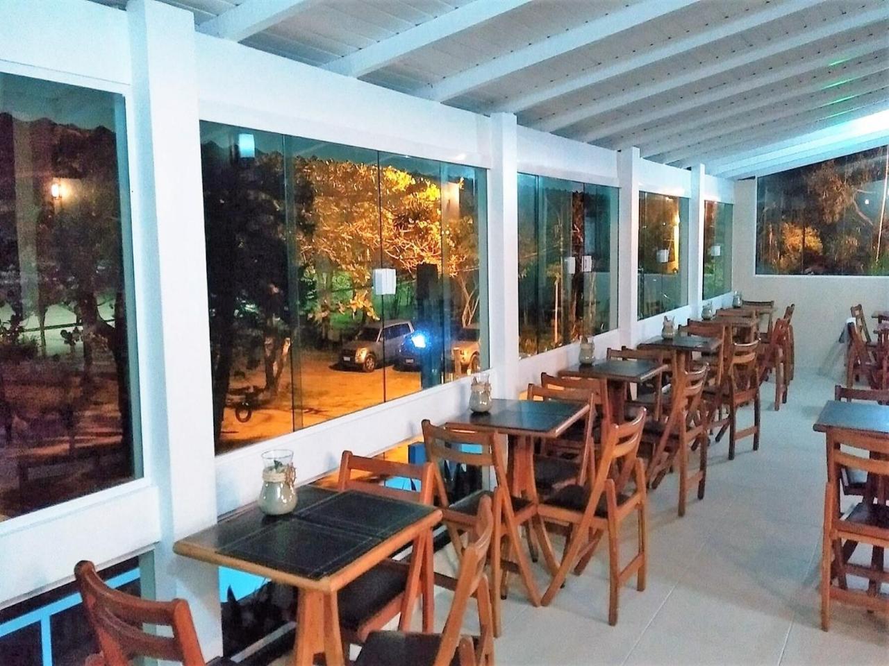 Pousada Vistazul - Piscina Climatizada - Pe Na Areia Bertioga Zewnętrze zdjęcie